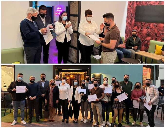 El acto tuvo lugar en el Aquelarre Cocktail Bar / TA